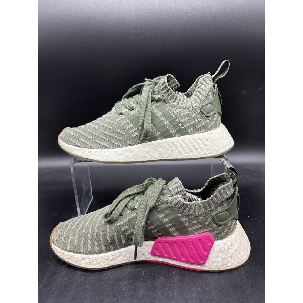 Adidas NMD R2 Primeknit Womens Size 7 Japan Green Pink Sneaker Shoes BY9953 - Picture 2 of 7